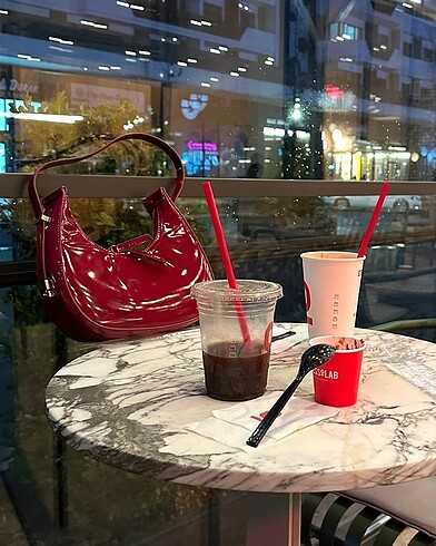 Viral cherry çanta