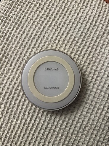 Samsung kablosuz şarj aleti