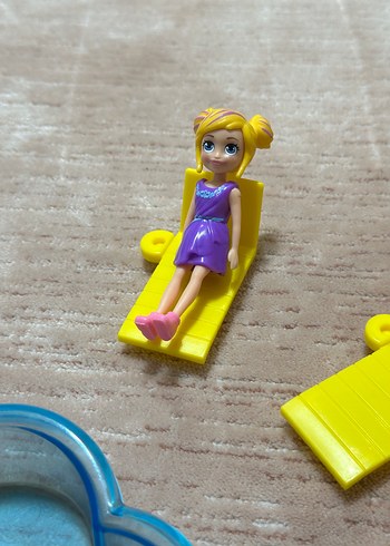 Polly Pocket Mini Havuz ve Şezlong Seti - Görsel 3