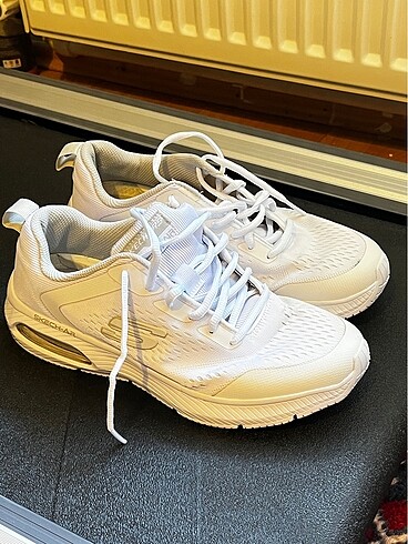 SKECHERS AYAKKABI