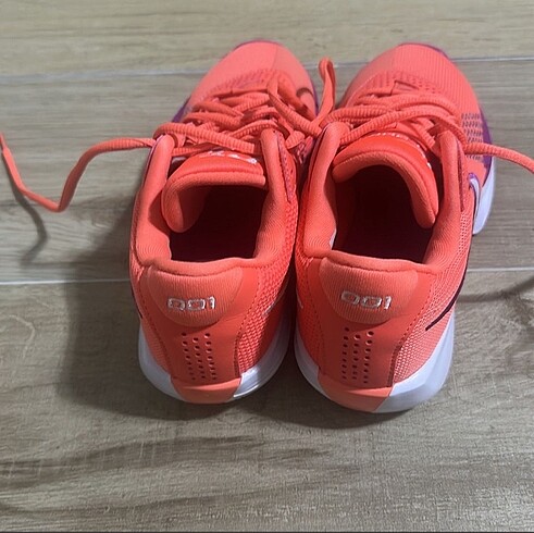 38,5 Beden kırmızı Renk Nike airmax