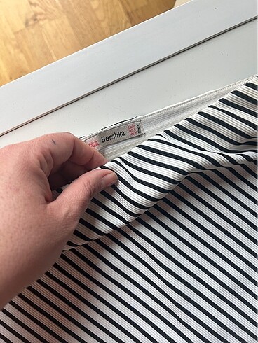 Bershka Önü çapraz mini etek