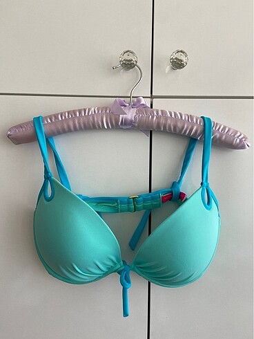 Victoria?s Secret bikini üstü (balenli)