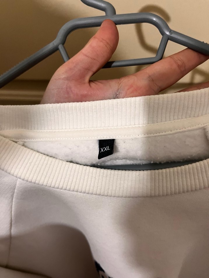 Kadın Beyaz Baskılı Salaş Sweatshirt - Görsel 4