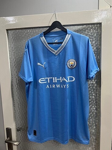 MANCHESTER CITY 23/24 İÇ SAHA FORMASI