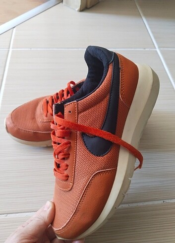 Nike 36 numara 