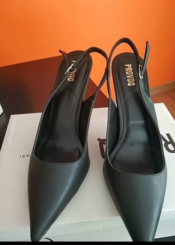 Tokalı Siyah Stiletto Kadın Ayakkabı - Görsel 5