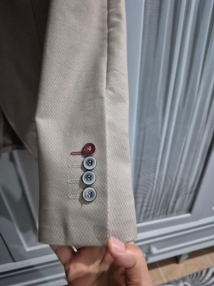 Bej Tek Düğmeli Blazer Ceket 1 kez giyildi mezunuyette 44 beden — görsel 2/5