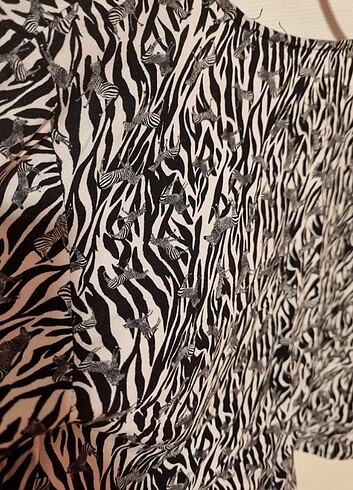l Beden zebra desenli bağlama detayli crop gömlek