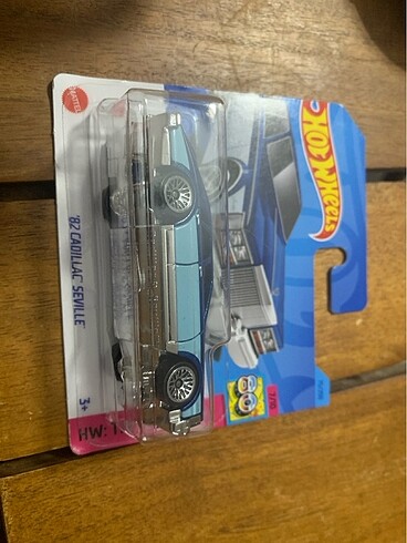 Hot Wheels 82 Cadillac