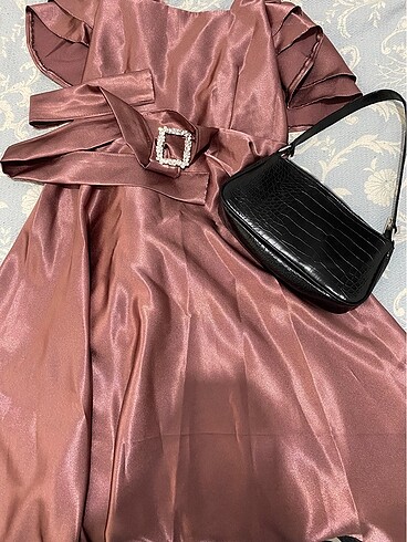 38 Beden Rose rengi elbise