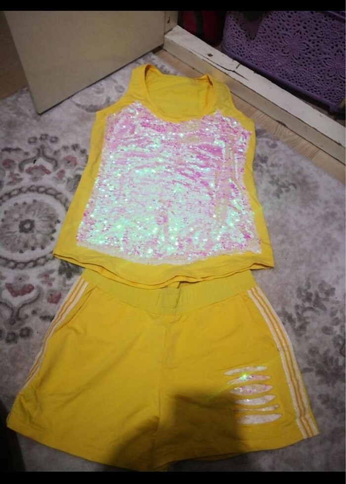 Sarı pullu takım - Görsel 2