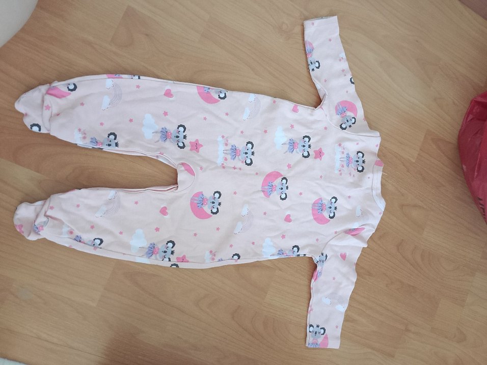 Pembe Baskılı Düğmeli Bebek Tulum - Görsel 2