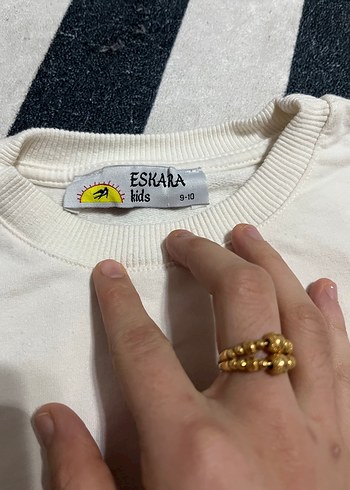 Çocuk Beyaz Pamuklu Uzun Kollu Tişört - Görsel 2