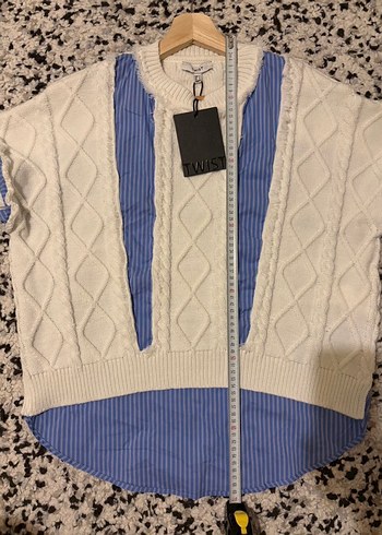 Nakışlı Beyaz Kadın Örgü Kazak twist - Görsel 7