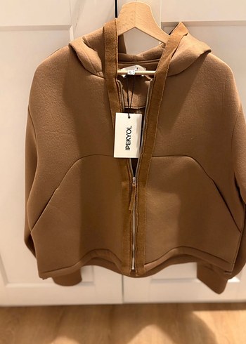 Bej Kapüşonlu Fermuarlı Kadın Ceket ipleyol - Görsel 2