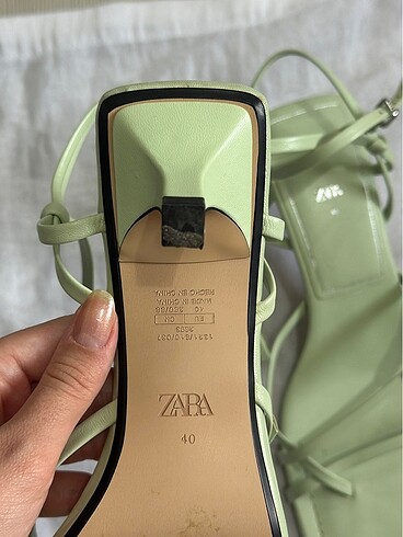 40 Beden yeşil Renk Zara Topuklu Ayakkabı