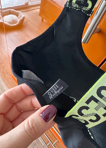 Siyah GUESS Spor Sütyeni - Görsel 3