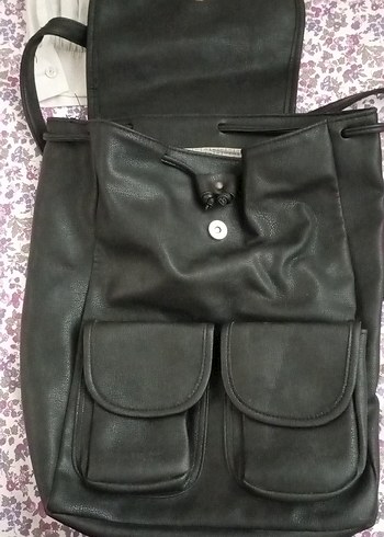 Kadın Siyah Deri Sırt Çantası - Görsel 3