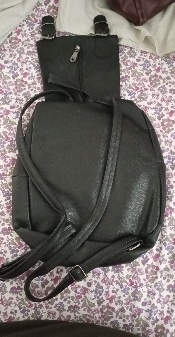 Siyah Deri Kadın Sırt Çantası - Görsel 3