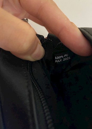 Beden siyah Renk Siyah Deri DKNY Çanta
