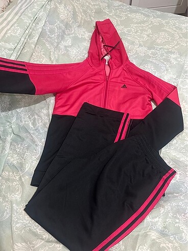 Adidas eşofman takımı