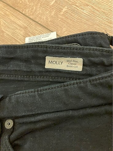 32 Beden Mavi jeans siyah molly model jean