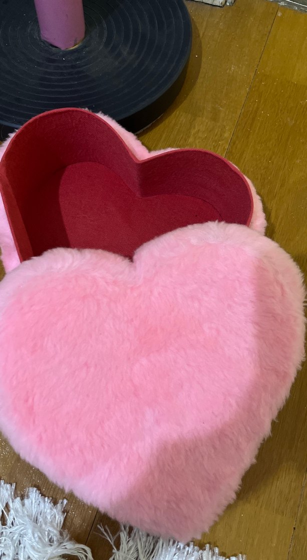 Pembe Kalp Şeklinde Peluş Kutusu - Görsel 2