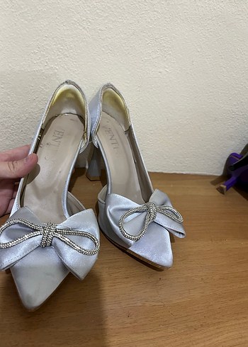 Kadın Beyaz Yüksek Topuklu Düğün Ayakkabısı - Görsel 3