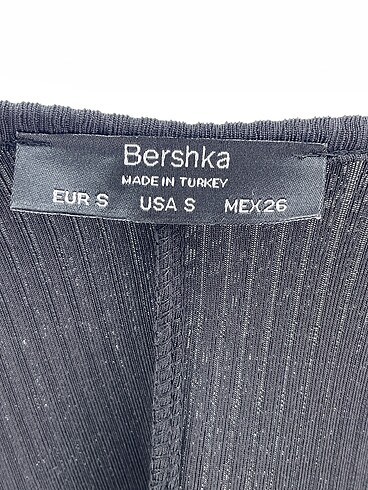s Beden siyah Renk Bershka Kısa Elbise %70 İndirimli.