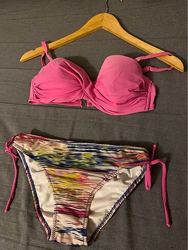 m Beden Bikini takımı