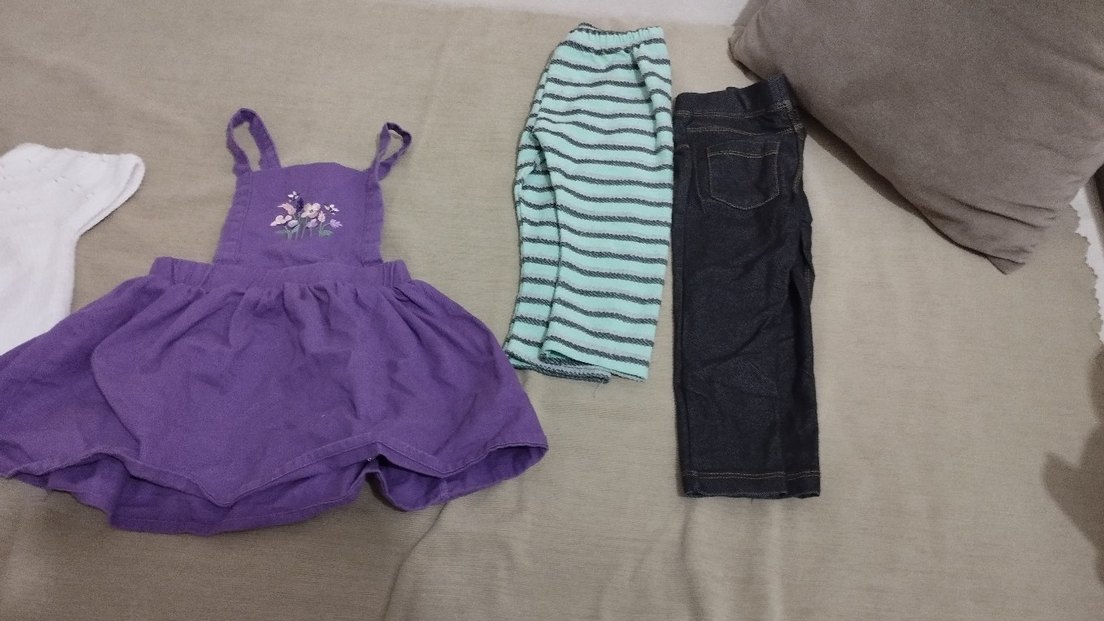 Kızlar için beyaz örgü yelek ve kolsuz hırka 12-18 ay - Görsel 2