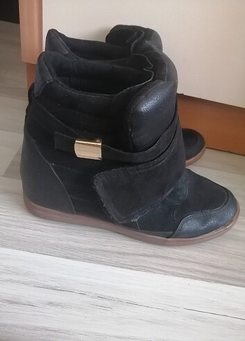 39 Beden Bershka kışlık bot...