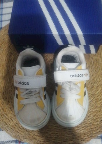 Beyaz Sarı Erkek Çocuk Spor Ayakkabı Adidas - Görsel 3