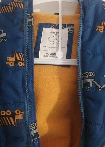 Erkek Çocuk Kapüşonlu Baskılı Mavi Mont - Görsel 3