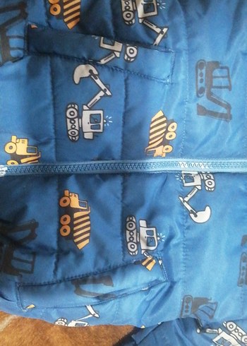 Erkek Çocuk Kapüşonlu Baskılı Mavi Mont - Görsel 7