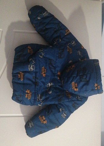 Erkek Çocuk Kapüşonlu Baskılı Mavi Mont - Görsel 4