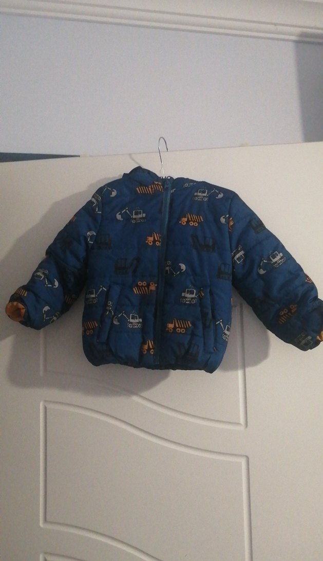 Erkek Çocuk Kapüşonlu Baskılı Mavi Mont - Görsel 2