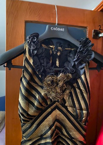 Altın Zebra Desenli Uzun Straplez Elbise - Görsel 3