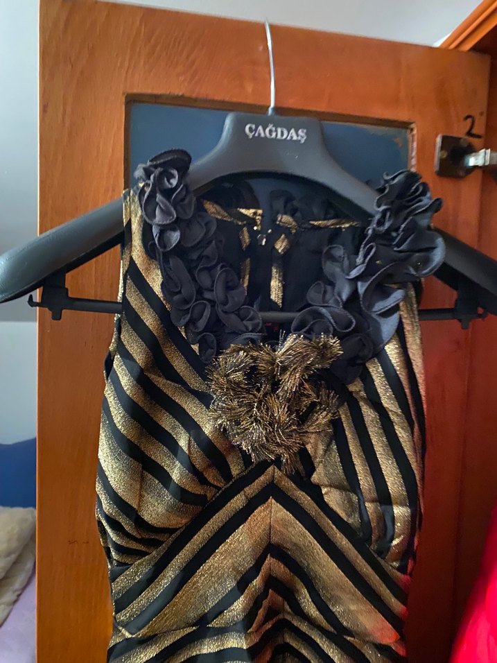 Altın Zebra Desenli Uzun Straplez Elbise - Görsel 3