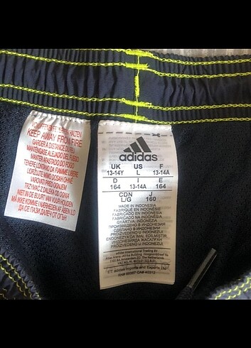 12-13 Yaş Beden lacivert Renk Adidas erkek çocuk deniz şortu 