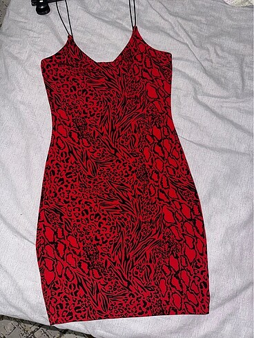 H&m kırmızı leopar elnise mini