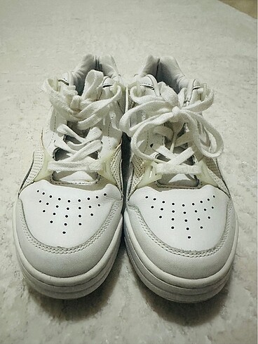 36,5 Beden Lacoste orjinal beyaz spor ayakkabı