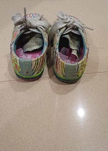 Renkli Boncuklu Kız Çocuk Spor Ayakkabı - Görsel 2