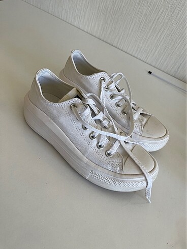 37,5 Beden beyaz Renk Beyaz converse , platform 37,5 numara