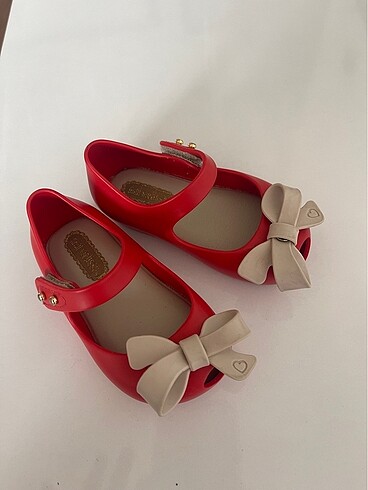 18 Beden kırmızı Renk Mini Melissa kız bebek ayakkabı 17-18 numara