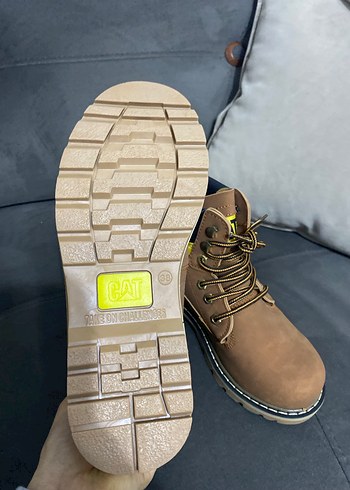 Caterpillar Kahverengi Deri Bağcıklı kadın Bot - Görsel 3