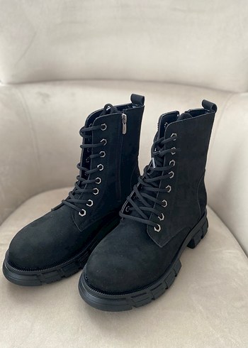 Siyah Süet Kadın Bot, Kürklü, Kalın Topuklu - Görsel 2