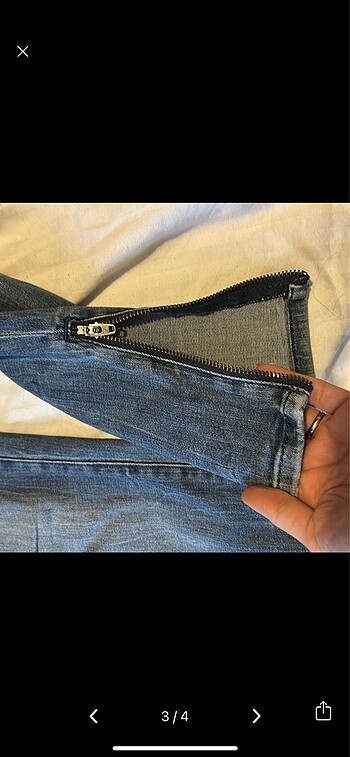 26 Beden Mavi jeans paçası fermuarlı kot