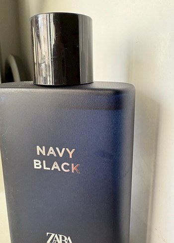 Beden Zara Navy Black Kadın Parfümü